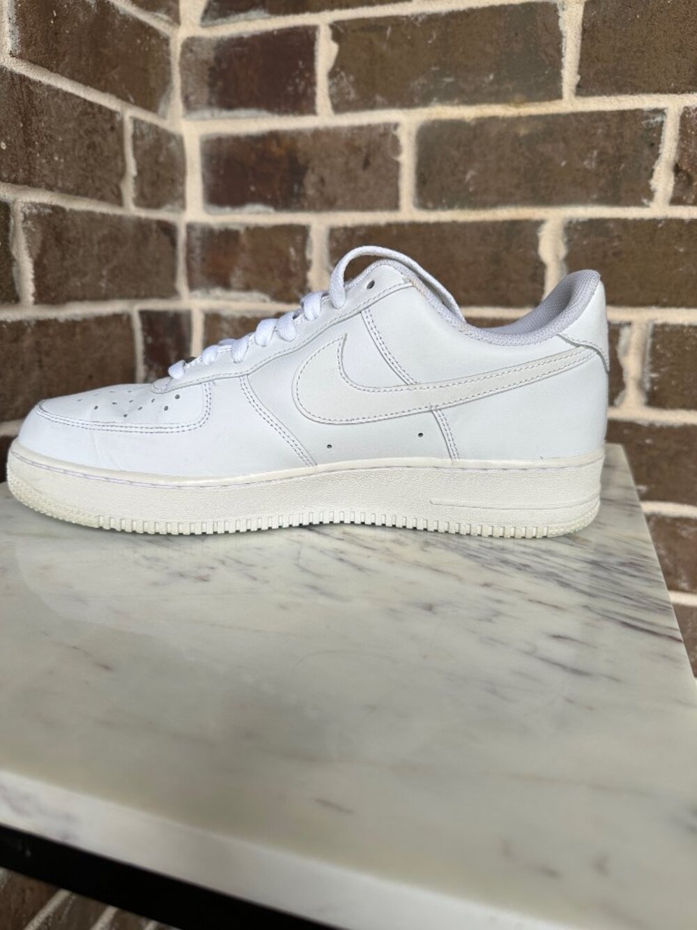 Nike Air Force 1 AF1 Sneaker Athletic Shoe White Unisex Mens 10.5 Womens 12